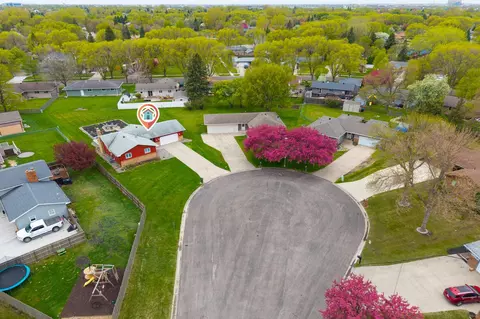 View/Area - 1437 E Gateway Cir S, Fargo, ND 58103 photo 4 of 6