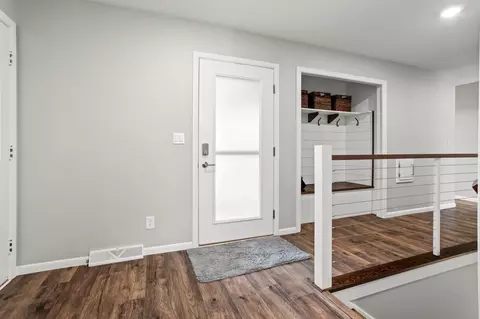 Entry Way - 1437 E Gateway Cir S, Fargo, ND 58103 photo 2 of 3
