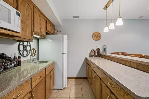 Kitchen - 15722 Crystal Path, Rosemount, MN 55068 photo 5 of 5