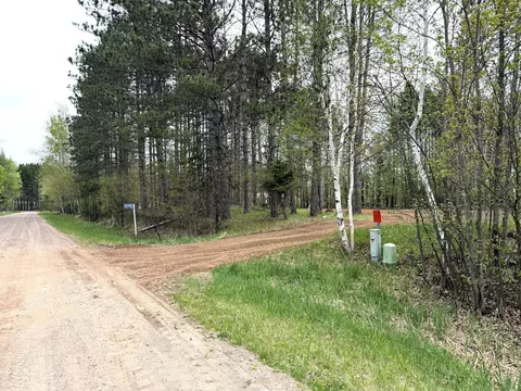 87190 Woodstock Rd, Sturgeon Lake, MN 55783
