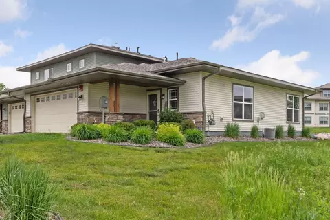 1106 Lorraine Ct, Carver, MN 55315