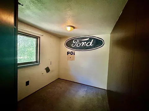 Bedroom - 50810 Leaf River Rd, Ottertail, MN 56571 photo 5 of 6