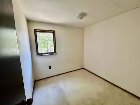 Bedroom - 50810 Leaf River Rd, Ottertail, MN 56571 photo 2 of 6