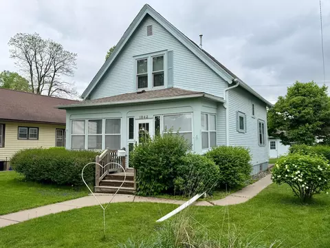 1842 W 6th St, Red Wing, MN 55066