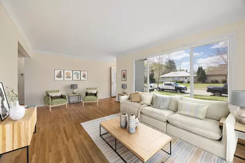 1652 Atlantic St, Saint Paul, MN 55106