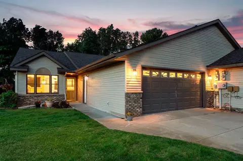 1382 4th Ave NW, Milaca, MN 56353