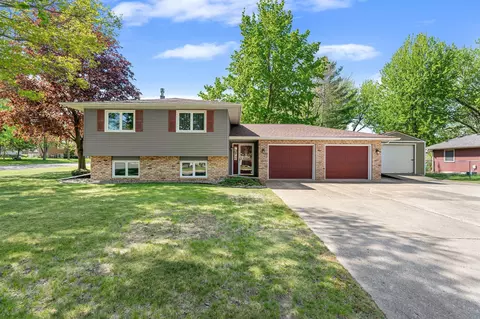 655 20th St NE, Owatonna, MN 55060