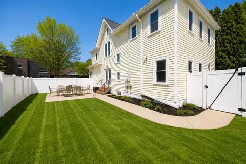 1414 Xerxes Ave N, Minneapolis, MN 55411