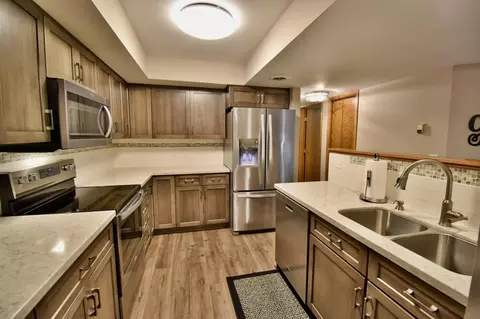 520 5th St SW #317, Willmar, MN 56201
