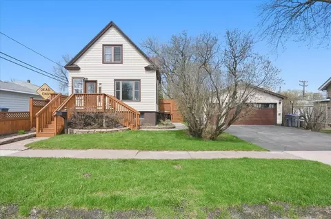 216 N 38th Ave W, Duluth, MN 55807