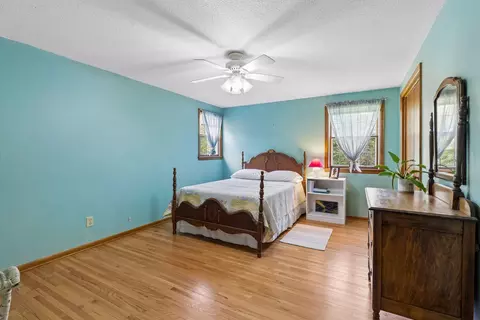 Bedroom - 807 5th St E, Northfield, MN 55057 photo 6 of 8