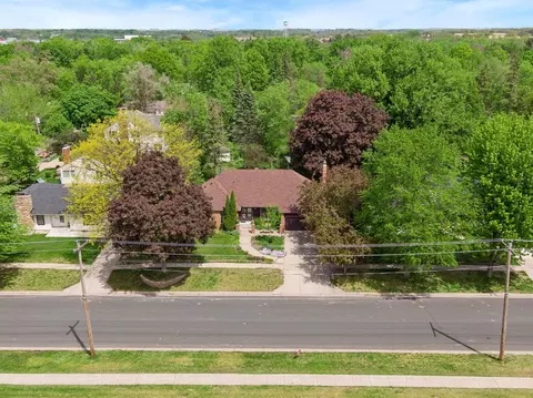 View/Area - 807 5th St E, Northfield, MN 55057 photo 2 of 6