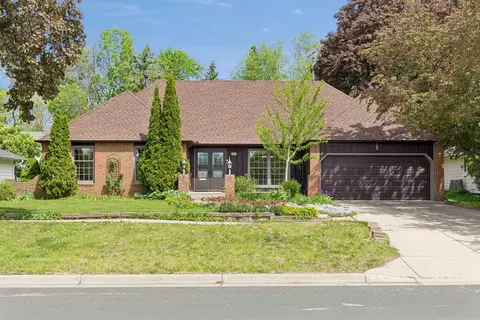 Exterior - 807 5th St E, Northfield, MN 55057 photo 10 of 10