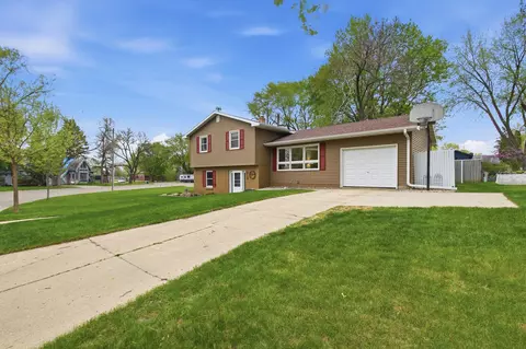 215 Terrace Dr SW, Willmar, MN 56201