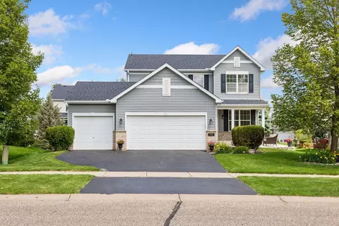 715 Lake Ridge Dr, Woodbury, MN 55129