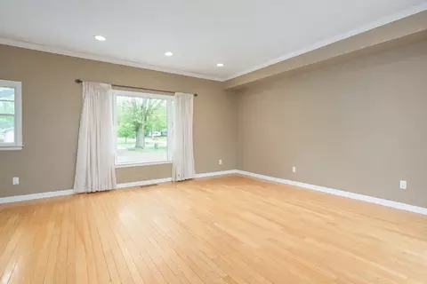 Living - 5510 Bryant St, Maple Plain, MN 55359 photo 4 of 6