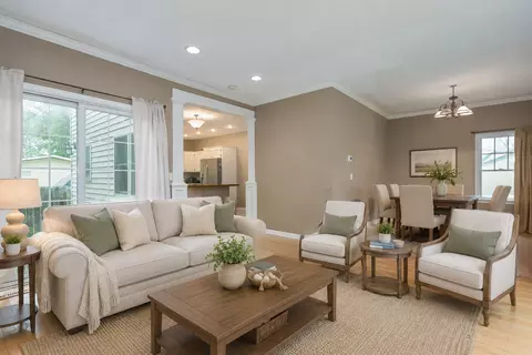 Living - 5510 Bryant St, Maple Plain, MN 55359 photo 2 of 6