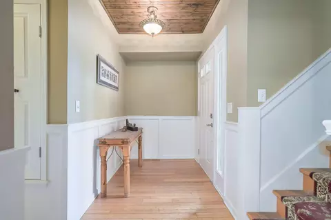 Entry Way - 5510 Bryant St, Maple Plain, MN 55359 photo 1 of 5