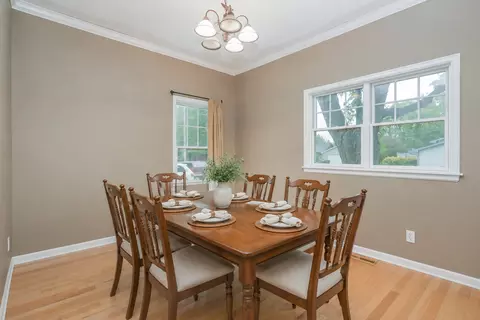 Dining - 5510 Bryant St, Maple Plain, MN 55359 photo 1 of 1