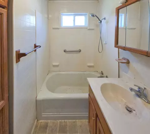 Bath - 350 River Ave, Middle River, MN 56737 photo 1 of 1