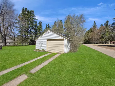 Exterior - 350 River Ave, Middle River, MN 56737 photo 6 of 6