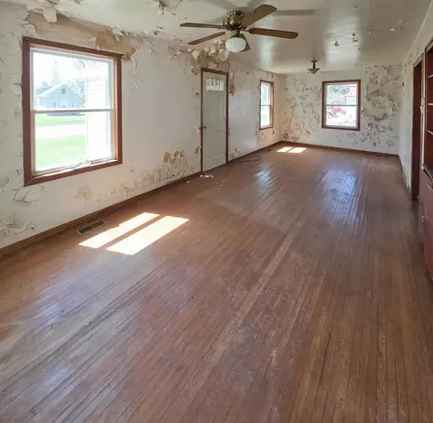 Living - 350 River Ave, Middle River, MN 56737 photo 1 of 3