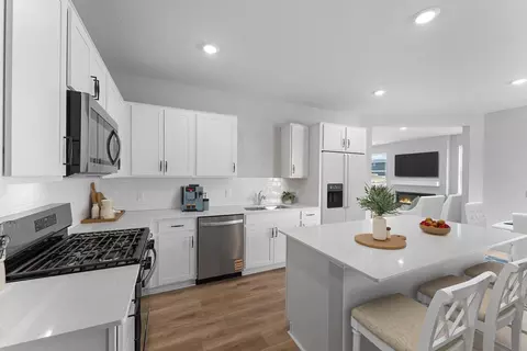 947 Huntington, Jordan, MN 55352