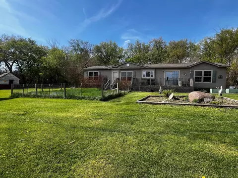 26176 County Road 11, Renville, MN 56284