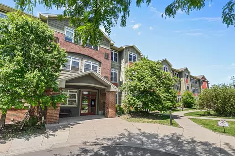 2530 E 34th St #210, Minneapolis, MN 55406
