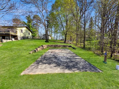 Exterior - 310 Wagonner Ave E, Hackensack, MN 56452 photo 6 of 7