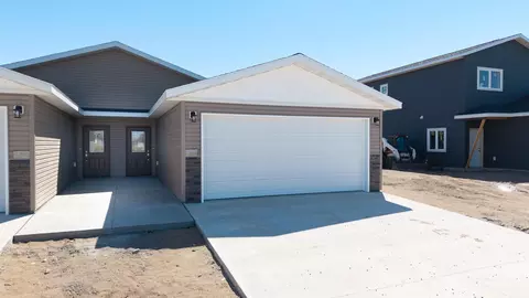 1244 4th Ave NW, Valley City, ND 58072