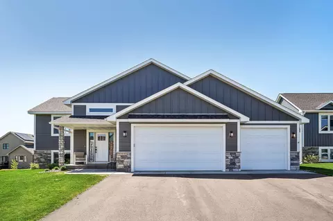 2532 Miller Ave, River Falls, WI 54022