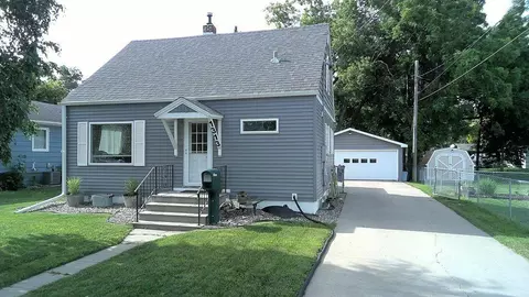 1313 6th Ave N, Moorhead, MN 56560