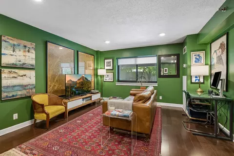 3131 Excelsior Blvd #113, Minneapolis, MN 55416