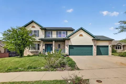 863 Southern Ridge Dr SW, Rochester, MN 55902