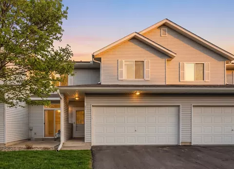 2058 Parkway Ave, Shakopee, MN 55379