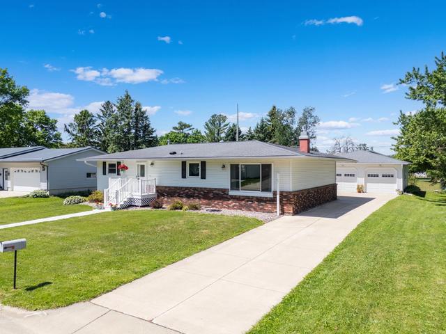 708 Lyndale Ave, Spring Valley, MN 55975 | MLS# 7076626 | 39 Photos ...