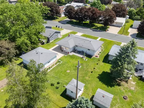 View/Area - 708 Lyndale Ave, Spring Valley, MN 55975 photo 2 of 5