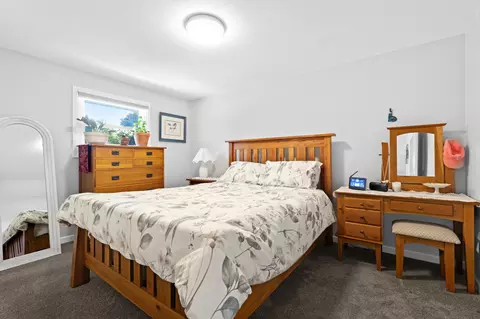 Bedroom - 708 Lyndale Ave, Spring Valley, MN 55975 photo 1 of 6