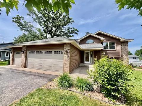 3883 97th Ln NE, Circle Pines, MN 55014