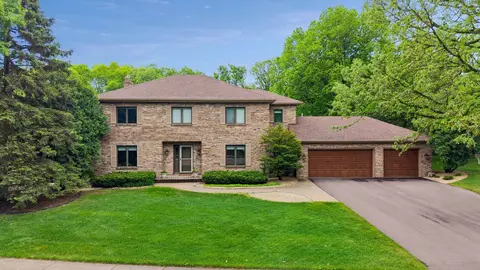 8050 134th St W, Apple Valley, MN 55124