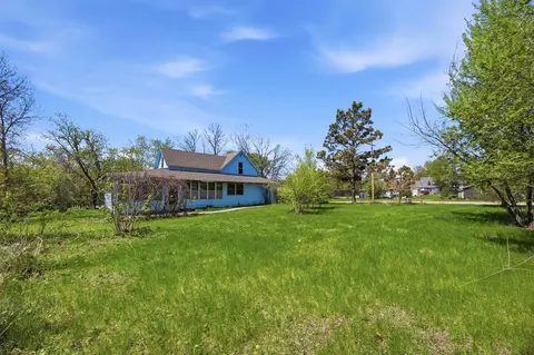 Exterior - 201 E Oak Ave, Frazee, MN 56544 photo 7 of 8