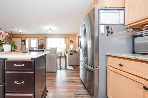 Kitchen - 953 Red Willow Dr, Frazee, MN 56544 photo 6 of 7