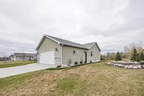Exterior - 953 Red Willow Dr, Frazee, MN 56544 photo 4 of 16