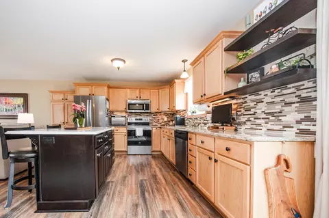 Kitchen - 953 Red Willow Dr, Frazee, MN 56544 photo 2 of 7