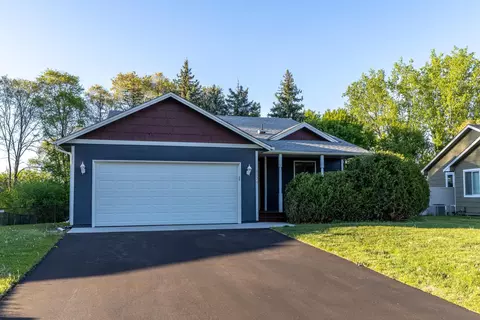 4334 W 131st St, Savage, MN 55378
