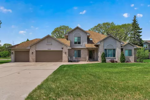 15062 Crane St NW, Andover, MN 55304