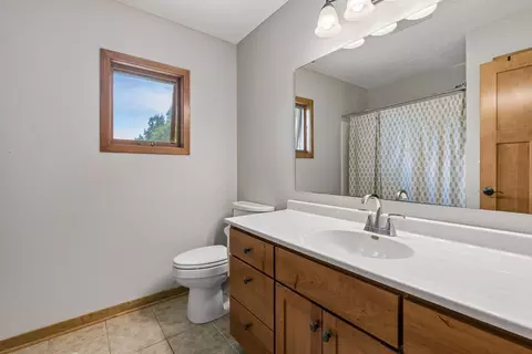 Bath - 3742 Crosscliffe Path, Rosemount, MN 55068 photo 5 of 5