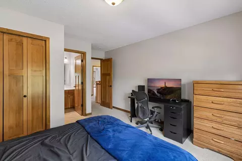 Bedroom - 3742 Crosscliffe Path, Rosemount, MN 55068 photo 6 of 11