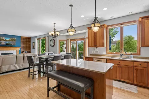 Kitchen - 3742 Crosscliffe Path, Rosemount, MN 55068 photo 2 of 6